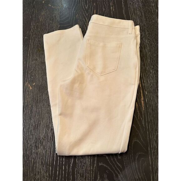 Chico's Women's Slim Cut Cream Jeans Size 4R Beige 5-Pocket Design - Picture 1 of 11